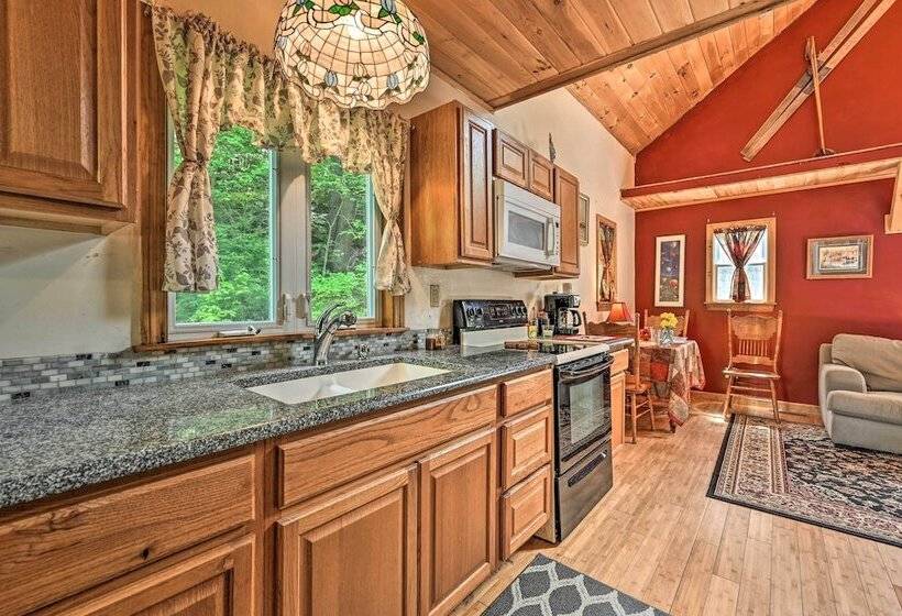 Cabin In The Untouched Woods   3 Miles To Ski