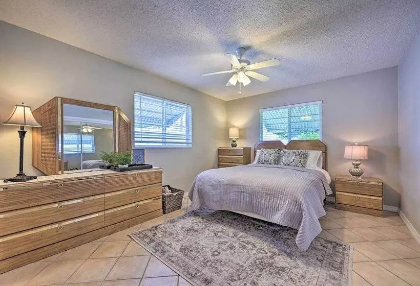 Canalfront New Port Richey Home W/ Boat Dock!