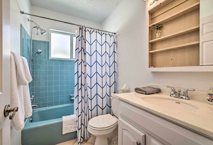 Canalfront New Port Richey Home W/ Boat Dock!