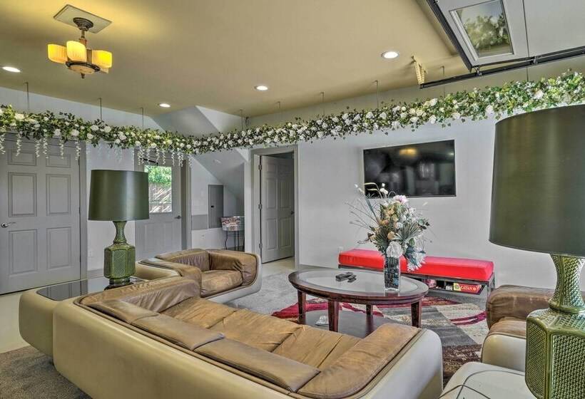 Chalet At Falling Water: Close To Bike Trails