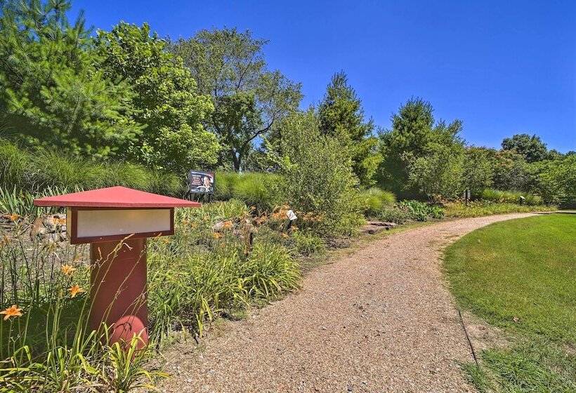 Chalet At Falling Water: Close To Bike Trails