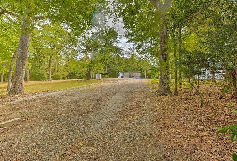 Charming Cabin Getaway: Fish, Boat + More!