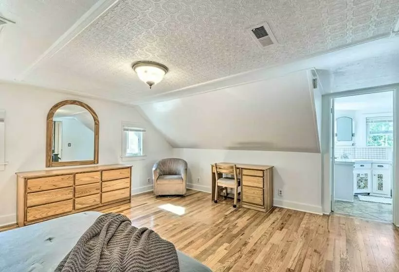 Cozy Grants Pass Home, Walk To Riverside Park