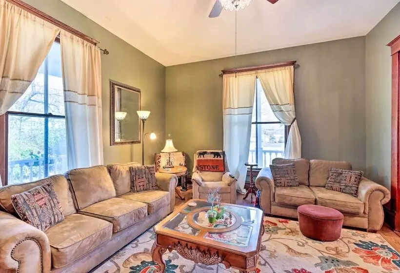 Creekfront Yellville Manor W/ Parlors & Fire Pit!