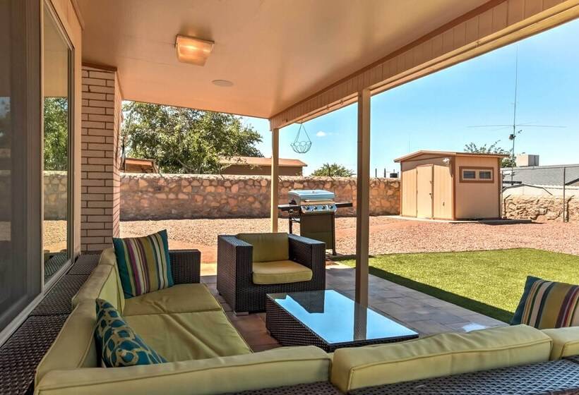 El Paso Smart House: Backyard   12 Mi To Downtown