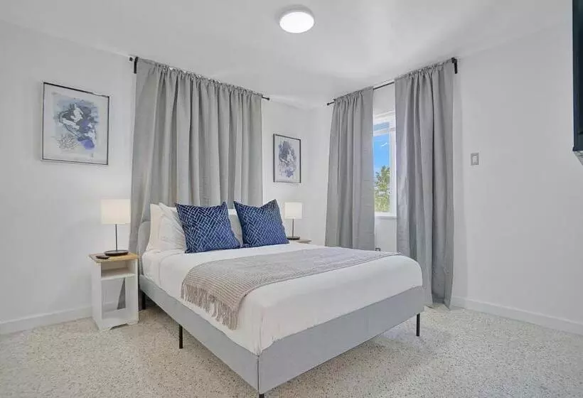 Elegant Wynwood Flats