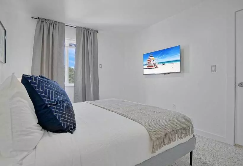 Elegant Wynwood Flats