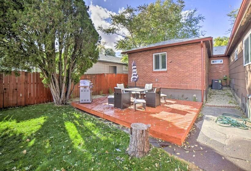 Enchanting Reno Retreat W/ Deck: Walk To Midtown!