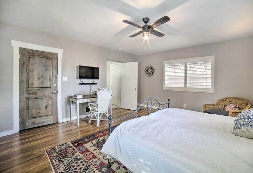 Enchanting Reno Retreat W/ Deck: Walk To Midtown!