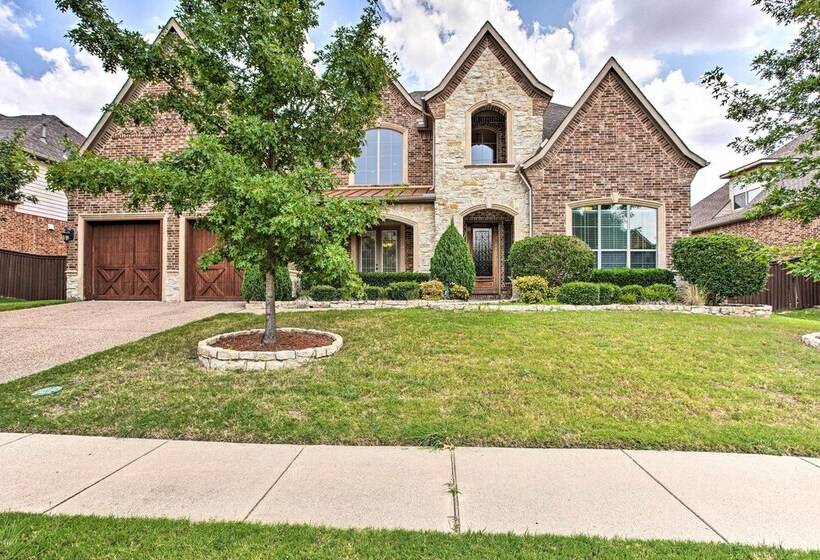 4 Mi To Grapevine Lake: Texas Home W/ Media Room
