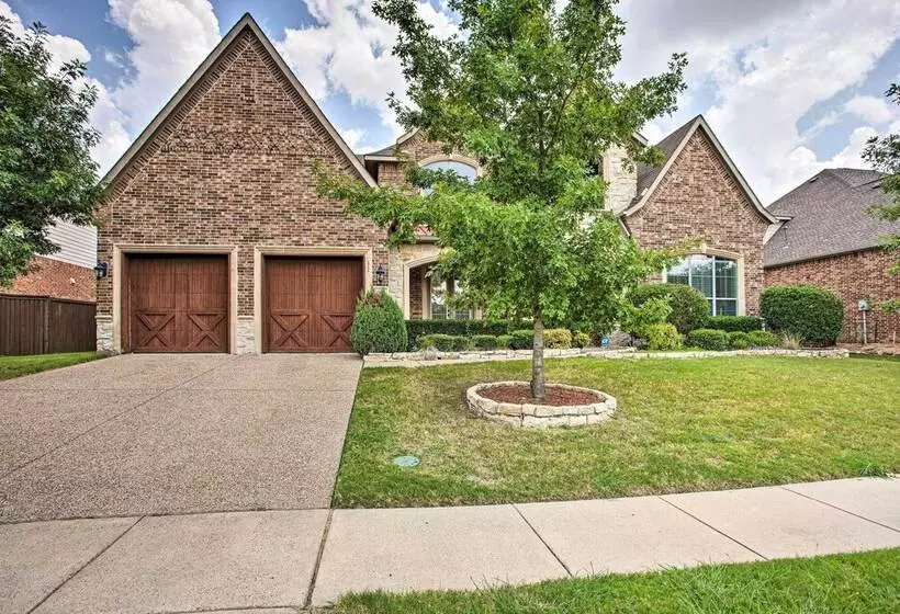 4 Mi To Grapevine Lake: Texas Home W/ Media Room