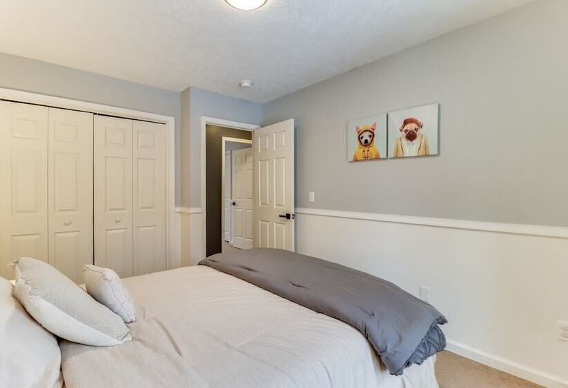 Poconos Home W/ Pool Access ~ 6 Mi To Ski Resort