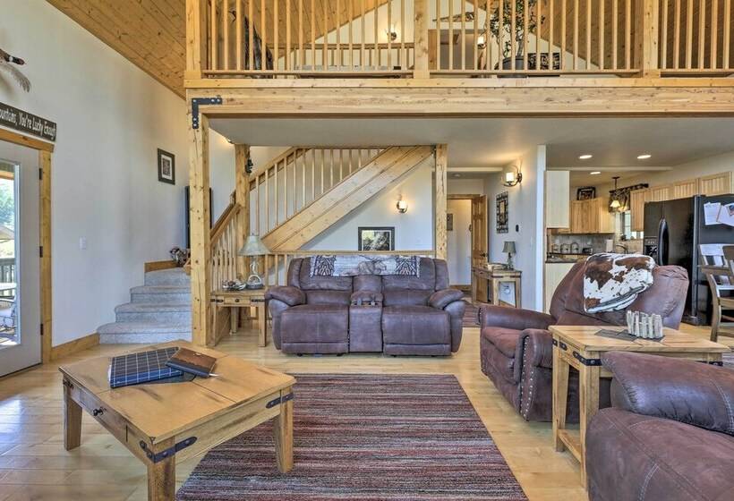 Deck, Bar & Mtn Views: Grand Granby Retreat!