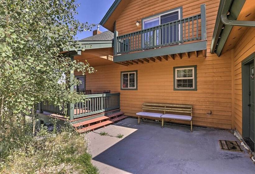 Deck, Bar & Mtn Views: Grand Granby Retreat!