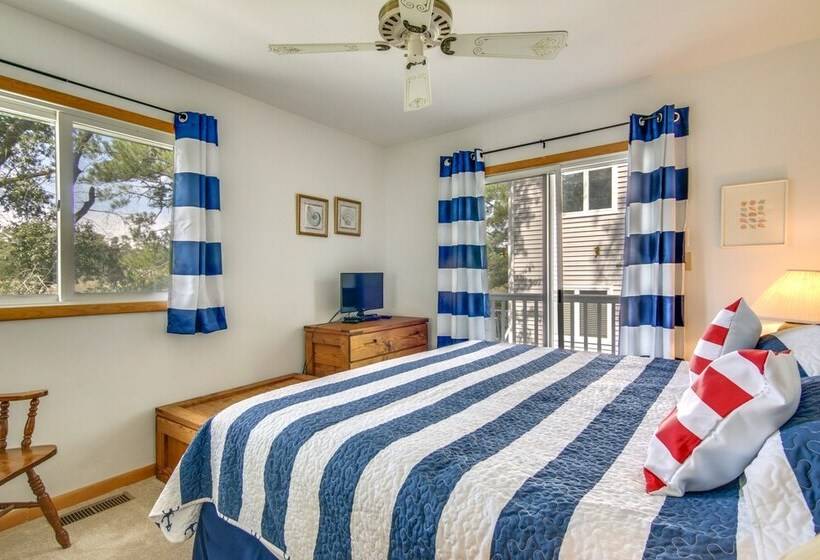 Home W/ Wetland Views  Half Mi To Bethany Beach!