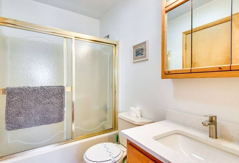 Home W/ Wetland Views  Half Mi To Bethany Beach!