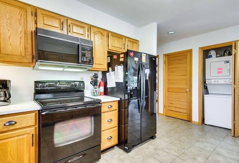 Home W/ Wetland Views  Half Mi To Bethany Beach!