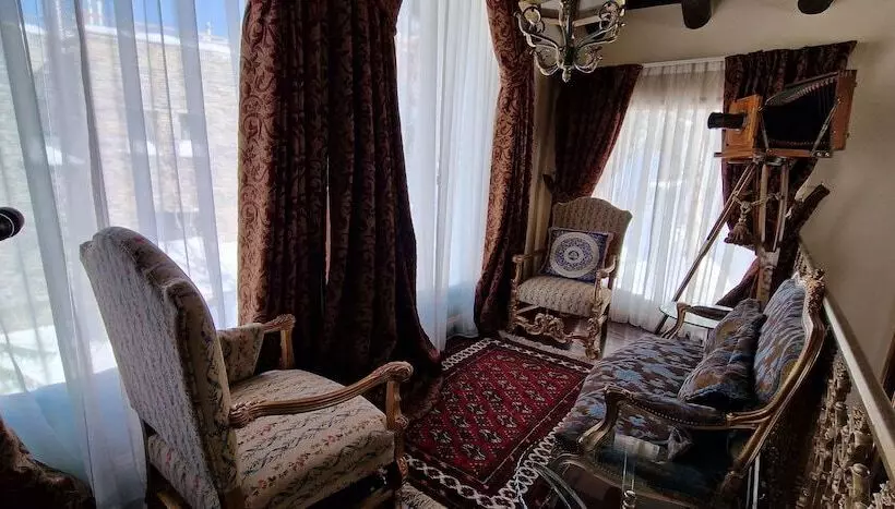 هتل Faqra Palace