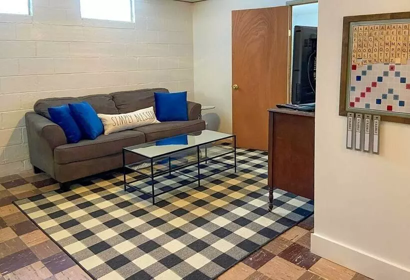 Walk To Beach: Lake Michigan Getaway!