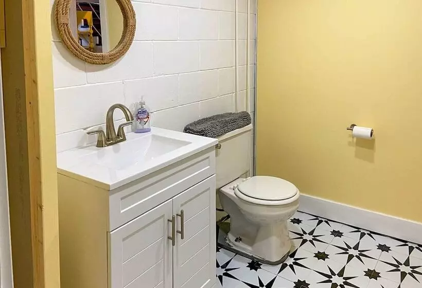 Walk To Beach: Lake Michigan Getaway!