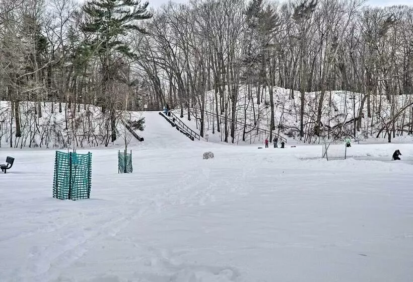 Walk To Beach: Lake Michigan Getaway!