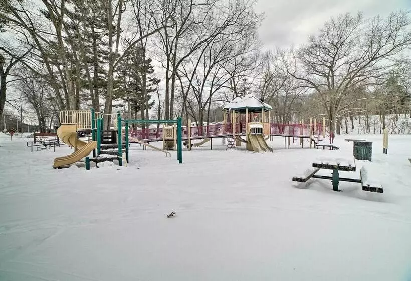 Walk To Beach: Lake Michigan Getaway!