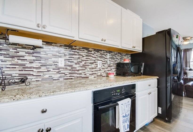 Dock & Furnished Deck: Lakefront Gravois Mills Gem