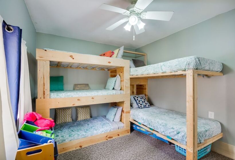 Dock & Furnished Deck: Lakefront Gravois Mills Gem