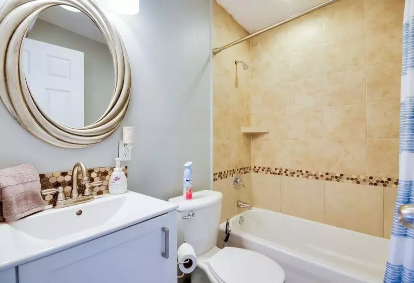 Dock & Furnished Deck: Lakefront Gravois Mills Gem