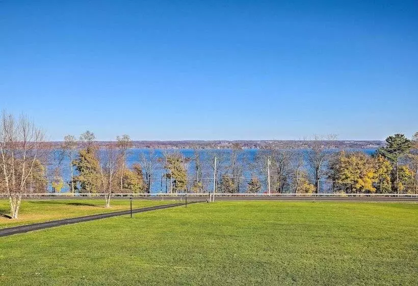 Lakefront Romulus Retreat W/ Private Dock!