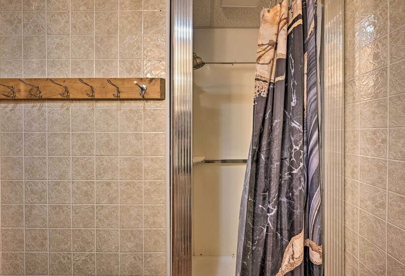 Lucas Mccain Cabin 5 Mi To Raystown Lake Launch!