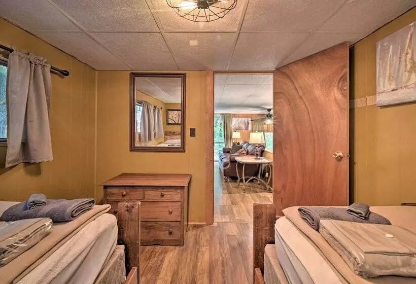 Lucas Mccain Cabin 5 Mi To Raystown Lake Launch!