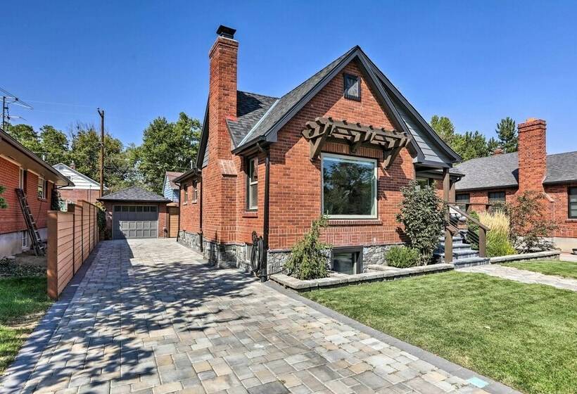 Luxe Home W/ Backyard Oasis ~ 1 Mi To Midtown