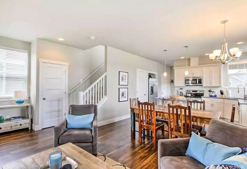 Ocean Shores House W/ Hot Tub   Walk To Beach