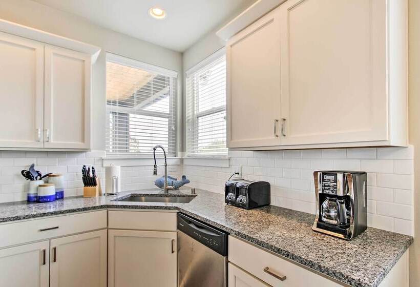 Ocean Shores House W/ Hot Tub   Walk To Beach