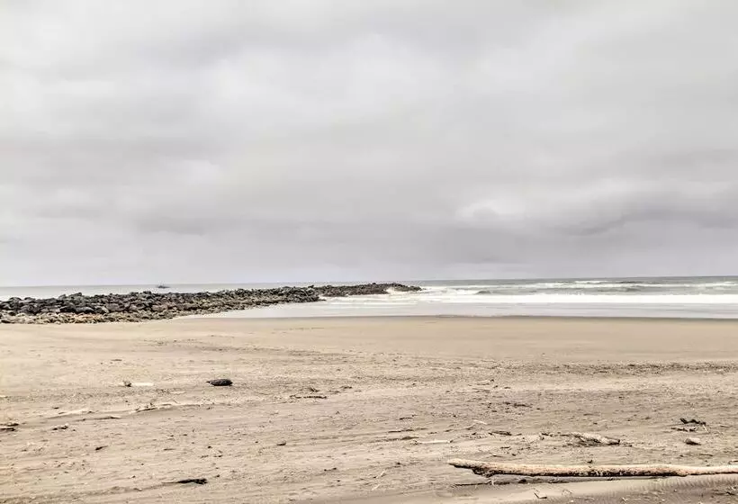 Ocean Shores House W/ Hot Tub   Walk To Beach
