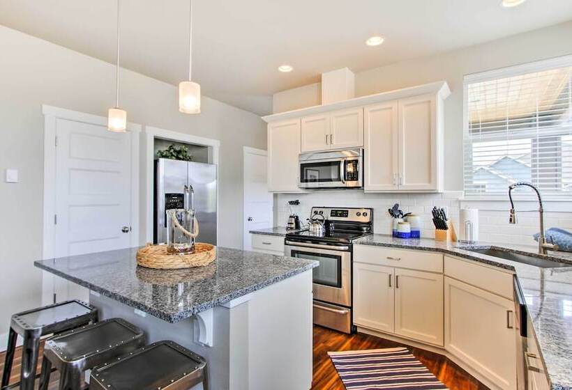 Ocean Shores House W/ Hot Tub   Walk To Beach