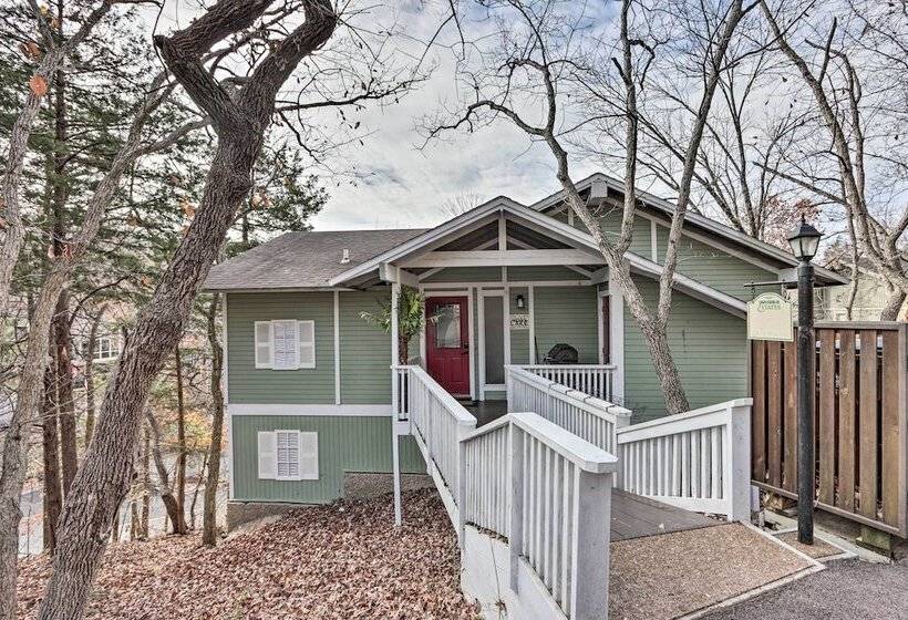 Osage Beach Family Home With Resort Perks!