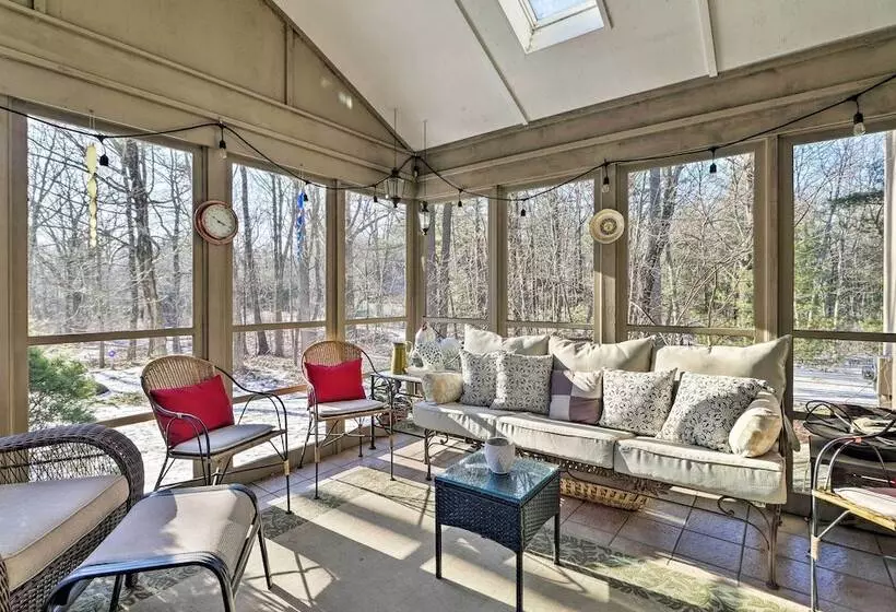 Peaceful Goshen Cottage W/ Screened Porch & Views!