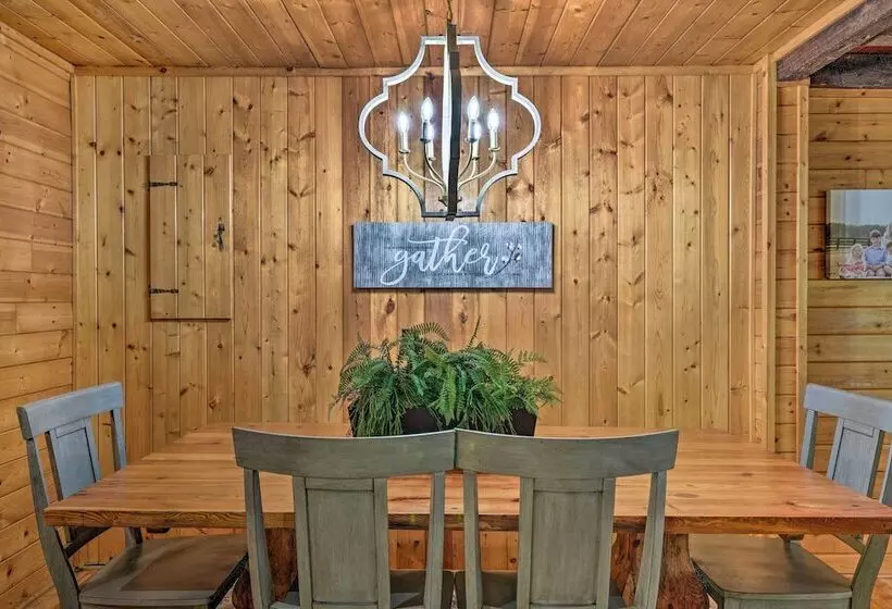 Peaceful Moravian Falls Cabin Near Fishing!