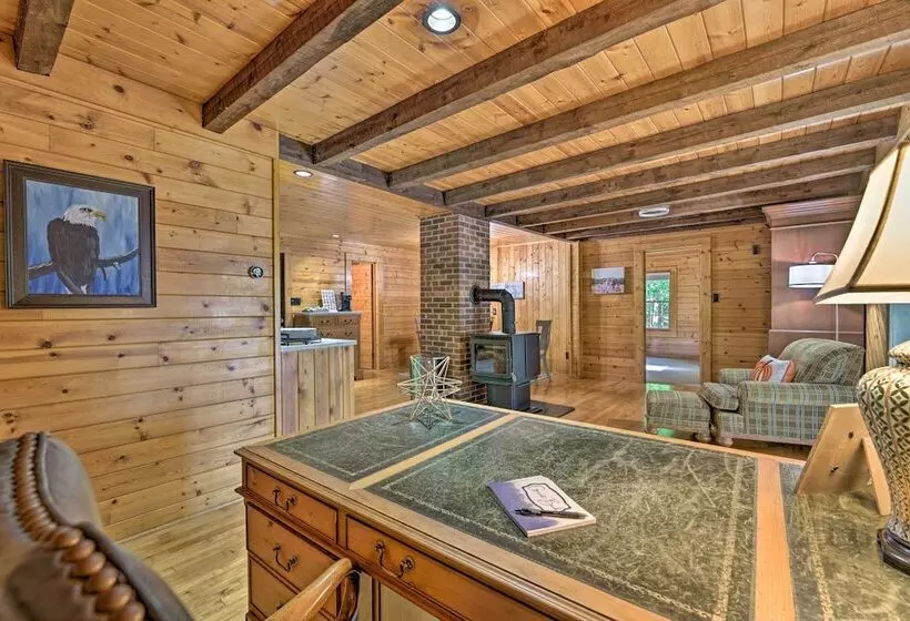 Peaceful Moravian Falls Cabin Near Fishing!