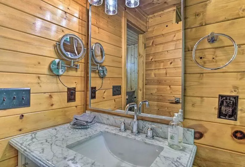 Peaceful Moravian Falls Cabin Near Fishing!