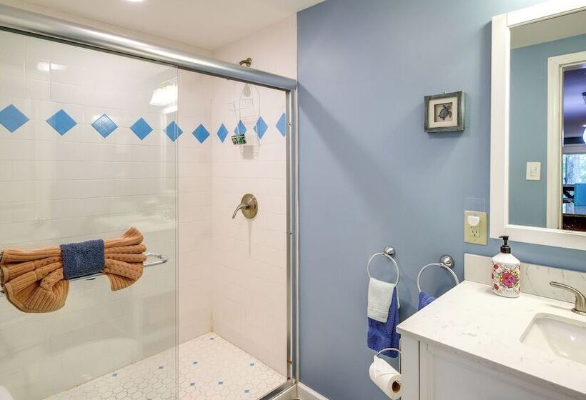 Quaint Smoky Mountain Cabin 4 Mi To Gatlinburg!