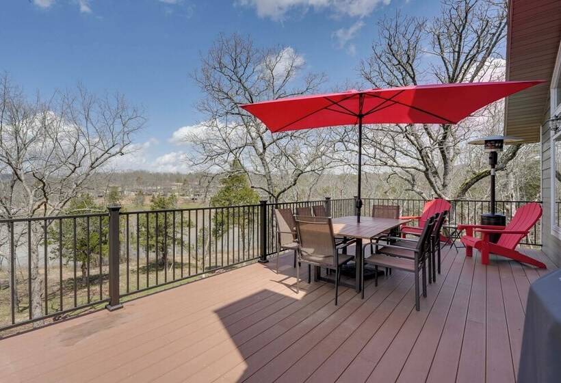 Reeds Spring Retreat W/ Lakeview Deck + Grill