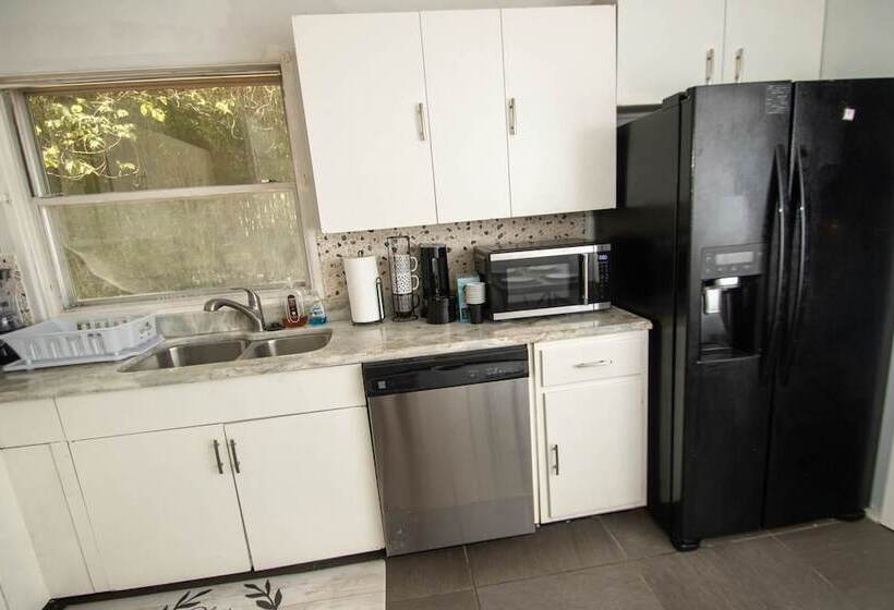 إقامة Home Sweet Home Midtown