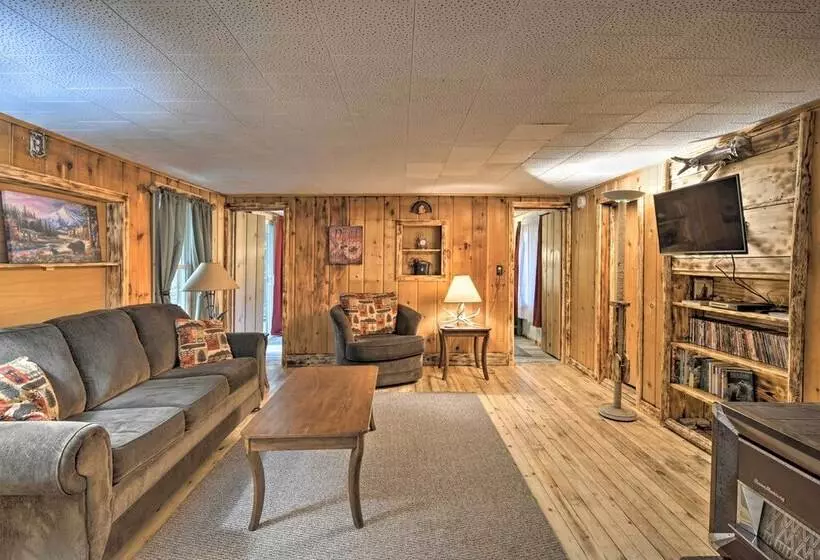 Rustic Frederic Cabin Near Cross Country Skiing!