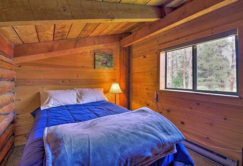 Rustic Idaho Cabin < 10 Mi To Payette Lake!