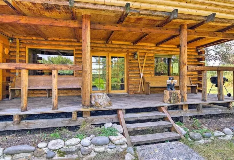 Rustic Idaho Cabin < 10 Mi To Payette Lake!