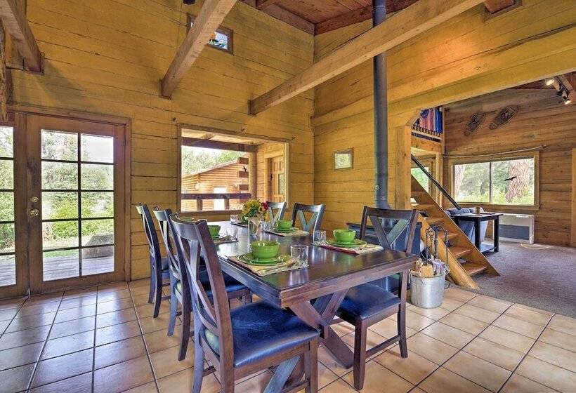 Rustic Idaho Cabin < 10 Mi To Payette Lake!