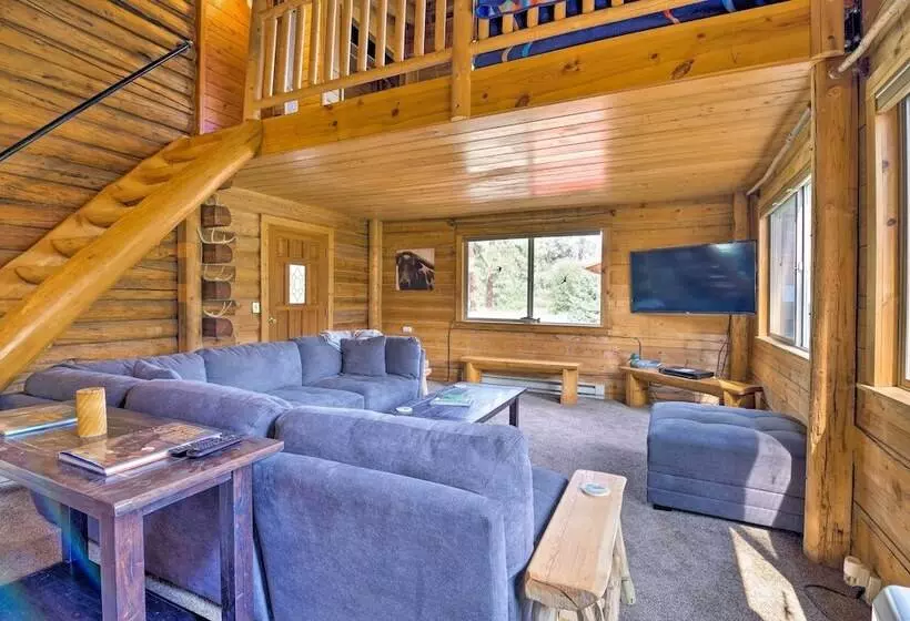 Rustic Idaho Cabin < 10 Mi To Payette Lake!